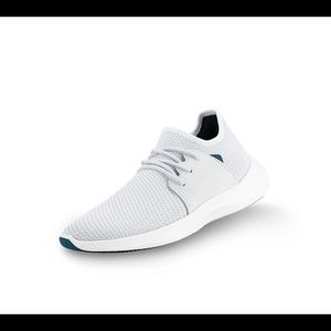 NWOT Vessi Everyday Sneaker